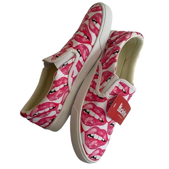 Bucket Feet Lip Service Print Slip On Shoes Size 9 - Picture 1 of 9